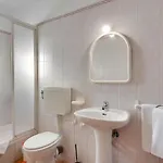 Willa Albuar