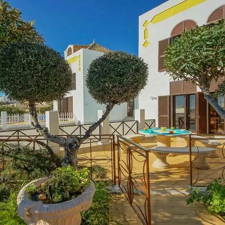 Albuar Villa *