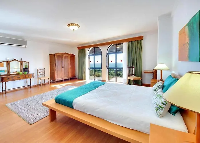 Villa Albuar Patroves